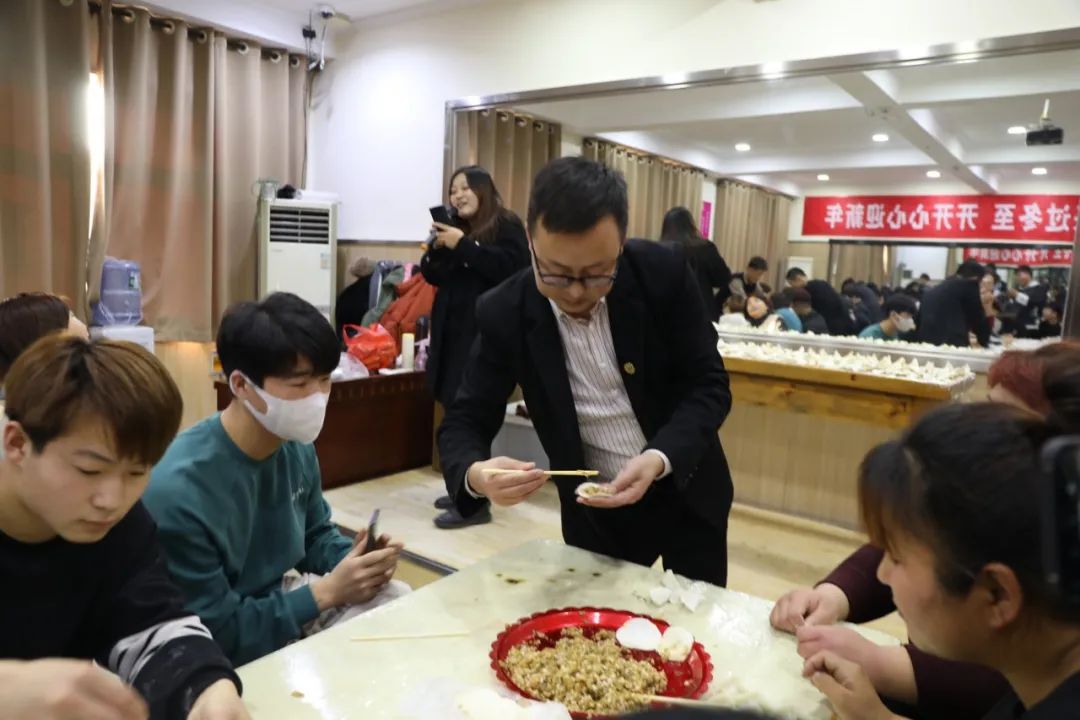 又是一年冬至，一起來(lái)包餃子啦